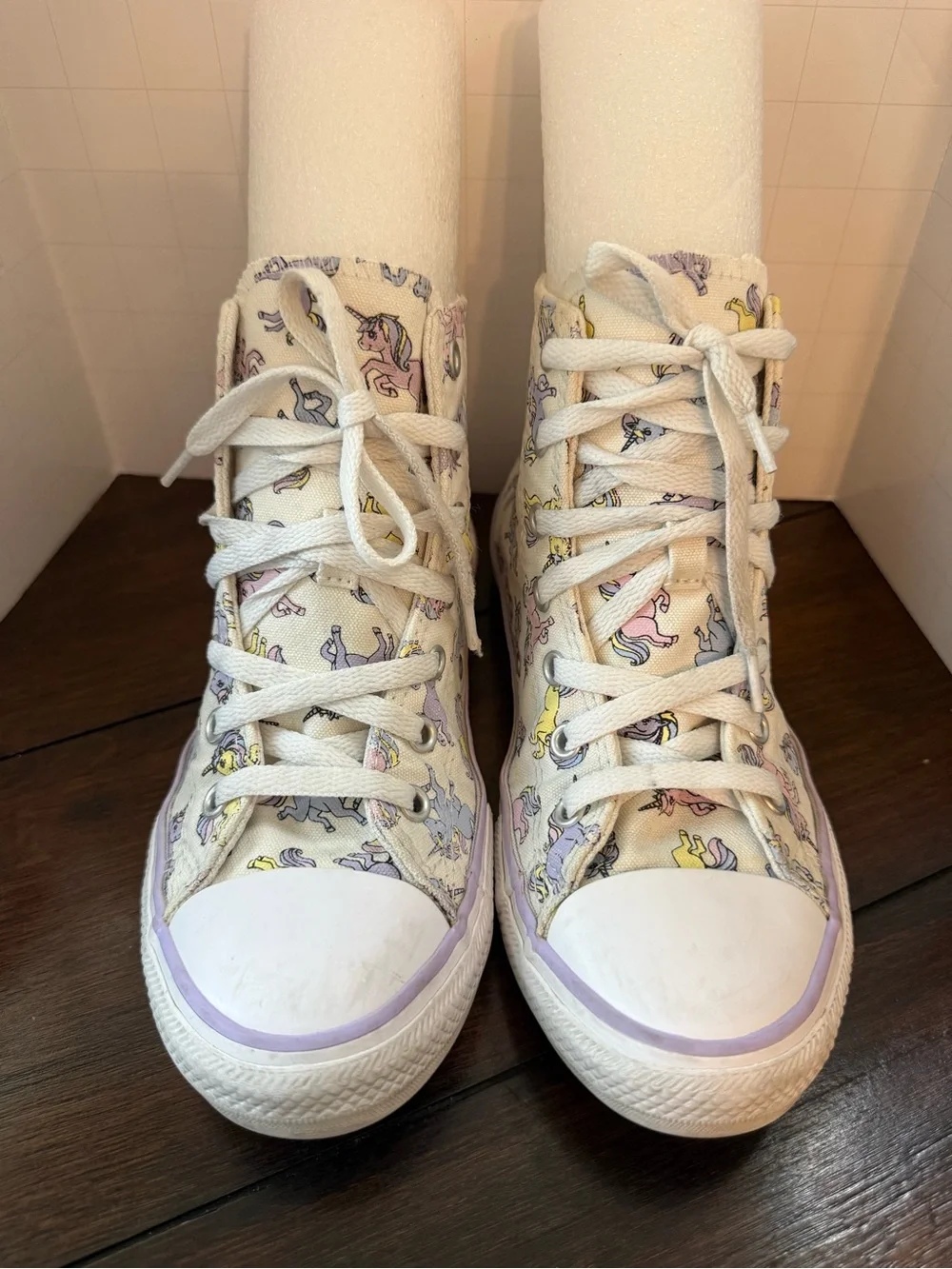 Converse Kids Size 3 White High-Top Sneakers with Pastel Unicorns